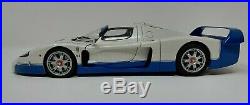 118 AUTOart Signature Maserati MC12 Blue/White 75801 BOXED + REG PLATES