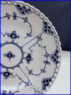 1 X ROYAL COPENHAGEN BLUE FLUTED FULL LACE Salad Plate Lunch 1086 20cm 1st Qual