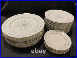 26 Piece Vintage Noritake Carolyn #2693 Platinum Rim