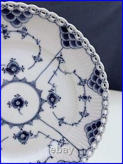 2 ROYAL COPENHAGEN BLUE FLUTED FULL LACE Salad Plates Lunch 1086 20cm 1st Qual