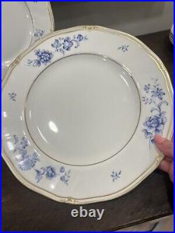 3 HTF Wedgwood Ashbury DinnerPlates England Bone China Blue White Gold Trim Rare