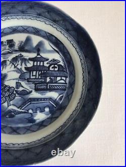 3 Qianlong Period Blue & White Plates 22 cm Long/Wide