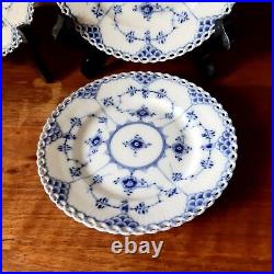 4 Old Plates 15 cm BLUE FLUTED FULL LACE # 1-1088 Royal Copenhagen 1937