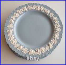 (4) Wedgwood Queensware Shell Edge Dinner Plate 10 Cream On Blue Lavender