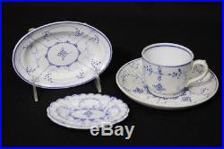 4pc Vintage Villeroy & Boch Dresden BLUE/WHITE Cup, Saucer & Oval Plates Set