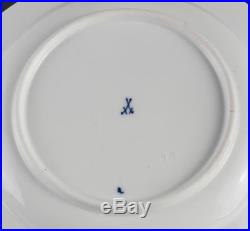 6pc Meissen Blue Onion Luncheon Plates Crossed Swords backstamp, blue on white