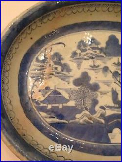 ANTIQUE EARLY CHINESE CANTON EXPORT BLUE & WHITE PLATE DISH PLATTER 19th CENTURY