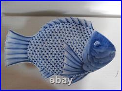 ANTIQUE JAPANESE ARITA BLUE AND WHITE POTTERY FISH SHAPED PLATE c. 1850-1870 RARE