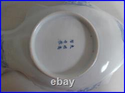 ANTIQUE JAPANESE ARITA BLUE AND WHITE POTTERY FISH SHAPED PLATE c. 1850-1870 RARE