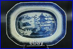A Chinese Export Blue and White Porcelain Platter
