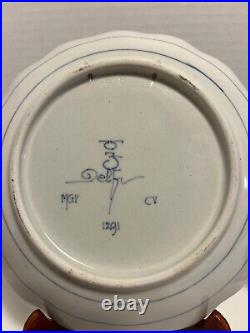 A Pair of 1976 Royal Delft Blue Hand Painted Wall Hanging Plates Made in Holland