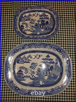 A Set of 3 Antique Blue & White Willow Platters, 36cm wide, c. 1840