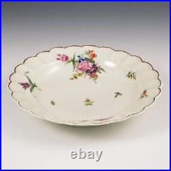 A Worcester First Period Porcelain Scallop Rim Dessert Plate c1770
