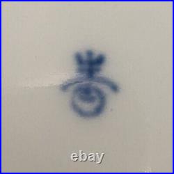 Antique Japanese Blue & White NABESHIMA Porcelain Plate Grape Vine 6 1/4 A