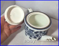 Antique Vintage Wedgwood Blue & White Peony Pattern Teapot Old pre 1891