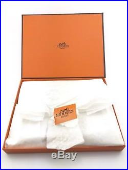 Authentic HERMES Chaine d'Ancre White & Blue Ceramic Sushi in Box (A0526)