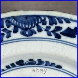 C1750 English Delftware'Peony & Fence' Pattern Tin-Glazed 30.5cm Plate