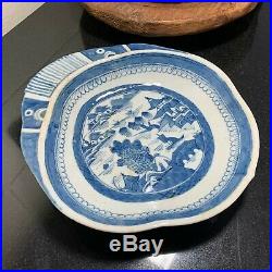 C. 1850 Antique Chinese Export Canton Blue White Shell Shape Shrimp Dish or Plate