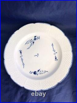 Chantilly 18th c Sprigged Blue & White Plate 23.5cm Blue Hunting Horn & Imprest