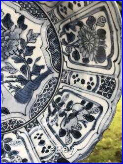 Chinese porcelain Ming Charger plate Wanli Kraak porcelain 17th c Blue White