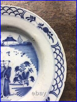 Delft 18th c Plate, Chinamen In Garden Blue & White with unusual border pattern