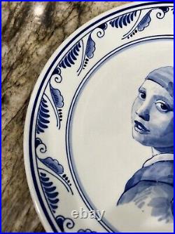 Delft Blue & White Plate Girl with a Pearl Earring Naar J. Vermeer Signed Back