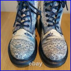 Dr Martens Pascal Willow China Plate Porcelain Blue White Cristal Suede UK 6