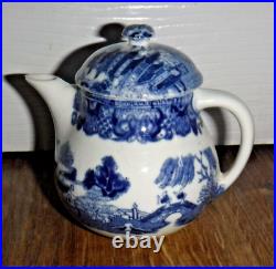 Early Wedgwood Blue & White Willow Pattern Miniature Tea Set & Dinner Plates