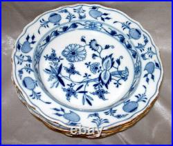 FIVE (5) Antique Meissen Blue Onion Gold Trim Soup Plates 8.5Dia. Crossed Sword