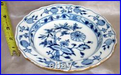 FIVE (5) Antique Meissen Blue Onion Gold Trim Soup Plates 8.5Dia. Crossed Sword