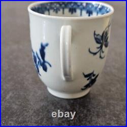 Fine Quality Worcester The Three Flowers Tea Bowl Crescent 18th Century