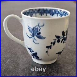 Fine Quality Worcester The Three Flowers Tea Bowl Crescent 18th Century
