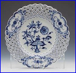 Four Antique Meissen Blue & White Onion Pattern Pierced Plates 19th C