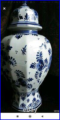 Holland BLUE DELFT #250 Ginger Jar with Finial Hand Painted Mid-Century 17 43cm