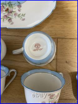 Japanese Vintage noritake Blue/white floral collectable China