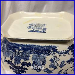 Johnson Brothers England Earthenware Willow Blue Rectangular Tureen 16 1/2