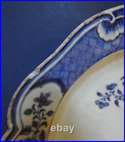 Large Chinese Porcelain Blue & White Dish With Flowers Qianlong 18th Century