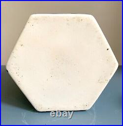 Large Vintage Chinoiserie Ginger Jar / Tea Caddy Blue and White Porcelain VGC