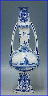 @ NEAR PERFECT @ Antique Porceleyne Fles blue & white Jugendstil Delft vase 1908