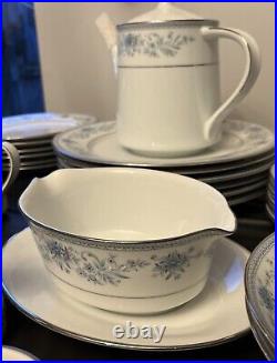 Noritake Blue Hill 2482 Bone China Dinner / Tea Service 47 pieces Immaculate