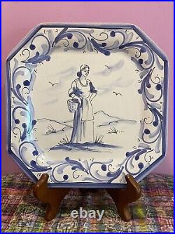 PAIR VIETRI Italian Pottery OCTAGONAL Hand-Painted Blue/White WALL PLATES EUC