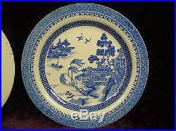 Rare Antique 18C Wedgwood blue white transfer ware blue willow plates