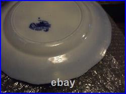 Rare Antique Flow Blue And White' Doulton'' Willow' Plate