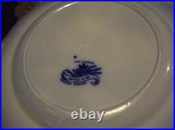 Rare Antique Flow Blue And White' Doulton'' Willow' Plate