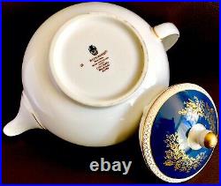 Rare Vintage Wedgwood Columbia Blue & Gold (R4509) Fine Bone China Teapot