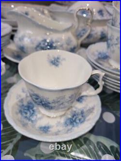 Royal Albert Tiffany Dinner Set Of 8