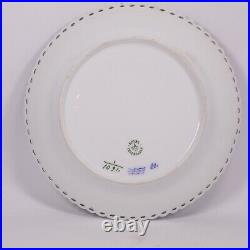 Royal Copenhagen Full Lace Blue Fluted Plate 1091 Musselmalet w21.5 cm
