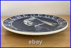 Royal Delft Vermeer Girl with Pearl Earing Blue & White Hanging Plate Charger