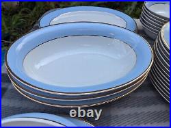 Royal Doulton Bruce Oldfield 2004 dining set / teaset 76 pieces. Blue/white/gold