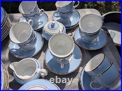 Royal Doulton Bruce Oldfield 2004 dining set / teaset 76 pieces. Blue/white/gold